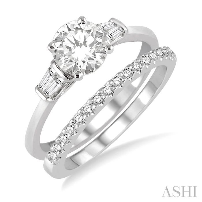 ROUND SHAPE DIAMOND WEDDING SET