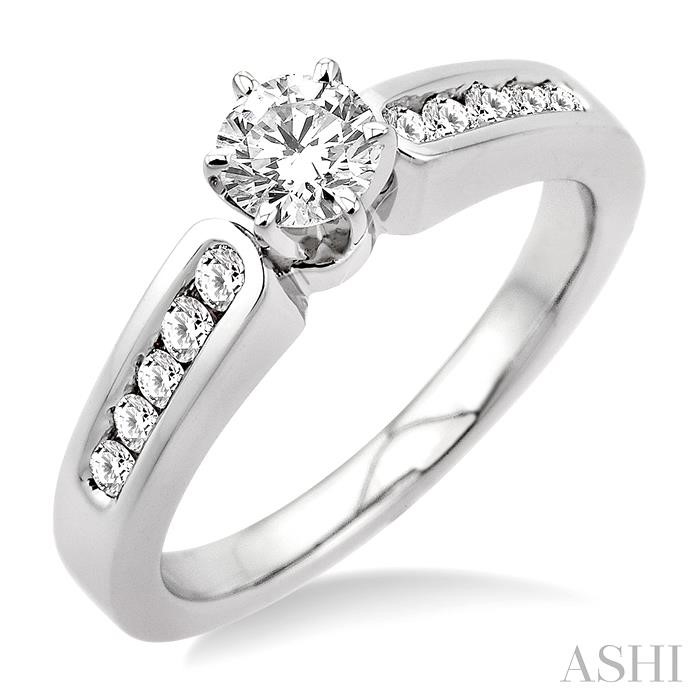 DIAMOND ENGAGEMENT RING