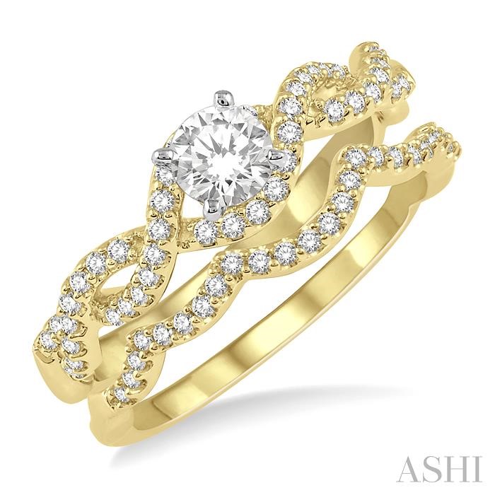 ROUND SHAPE DIAMOND WEDDING SET