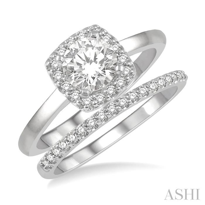 ROUND SHAPE HALO DIAMOND WEDDING SET