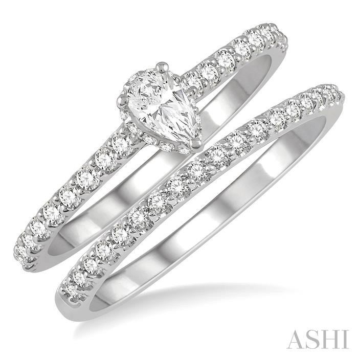 PEAR SHAPE DIAMOND WEDDING SET