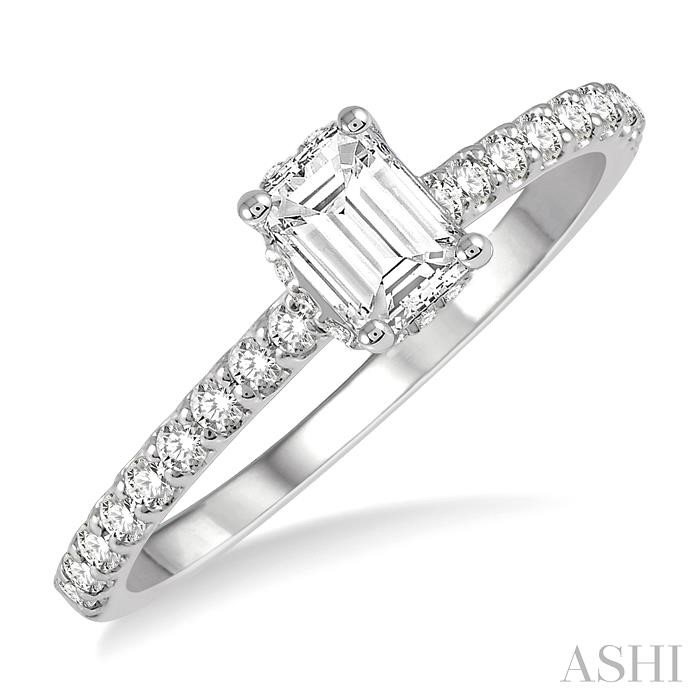 DIAMOND ENGAGEMENT RING