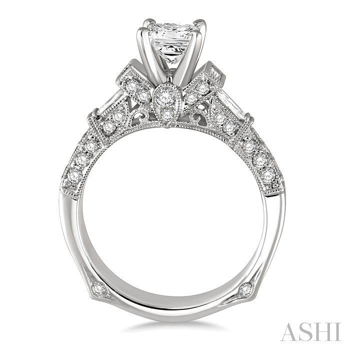 Princess Shape Diamond Engagement Ring