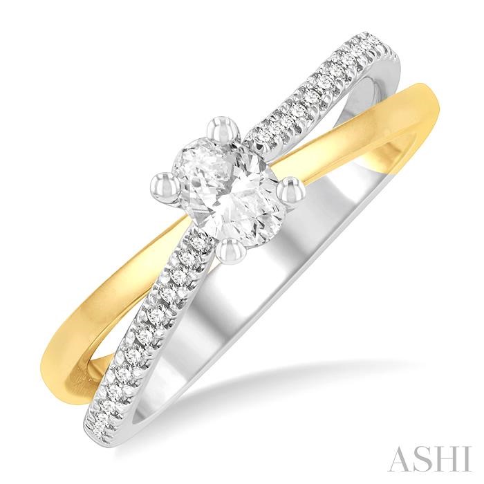 OVAL SHAPE DIAMOND ENGAGEMENT RING