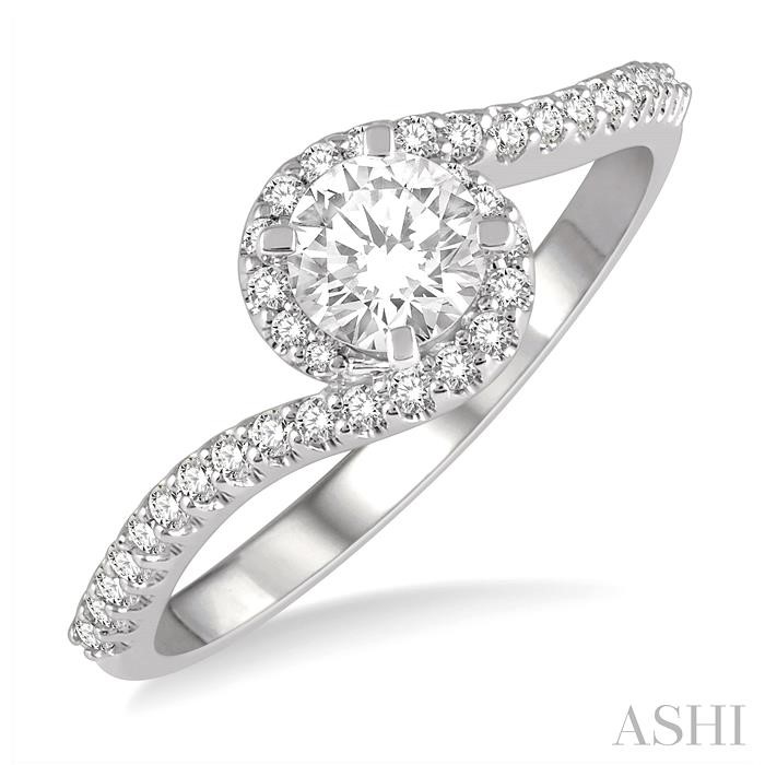 HALO DIAMOND ENGAGEMENT RING
