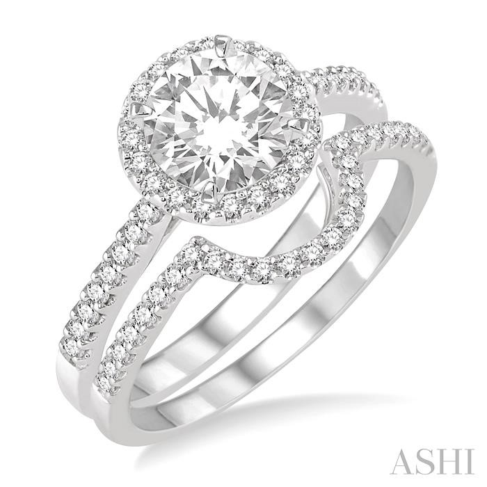 HALO DIAMOND WEDDING SET