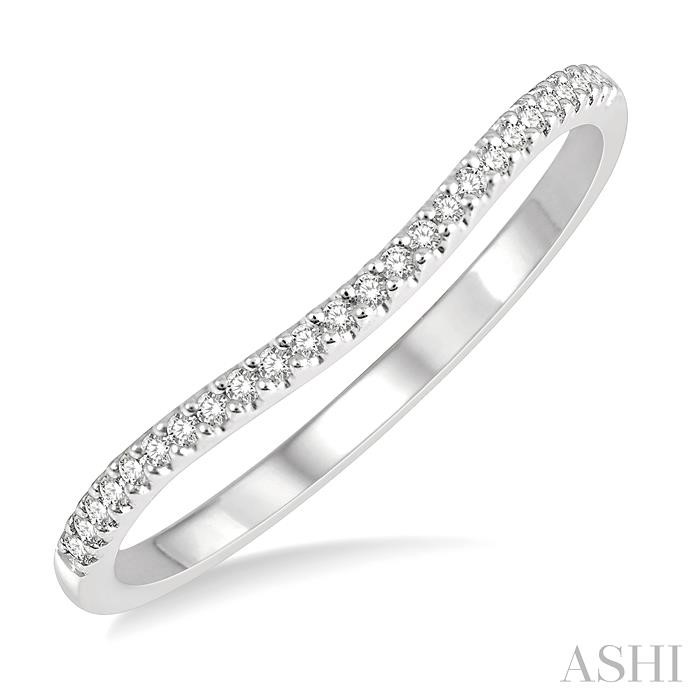 CURVED DIAMOND WEDDING BAND