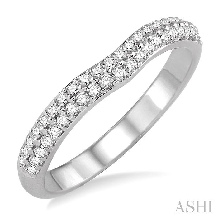 CURVED DIAMOND WEDDING BAND