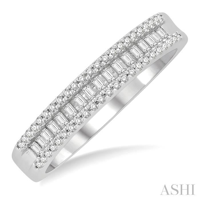//www.sachsjewelers.com/upload/product_ashi/334E6FHWG_ANGVEW_ENLRES.jpg