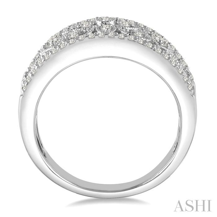 Floral Lattice Diamond Fashion Ring