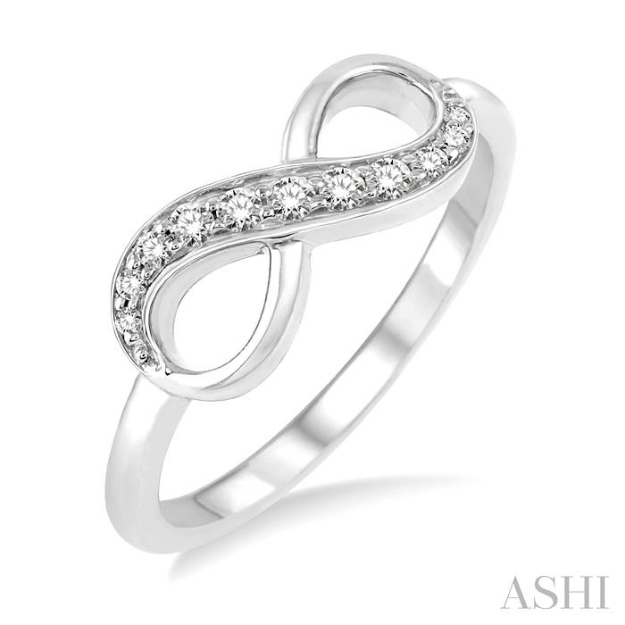 INFINITY PETITE DIAMOND FASHION RING