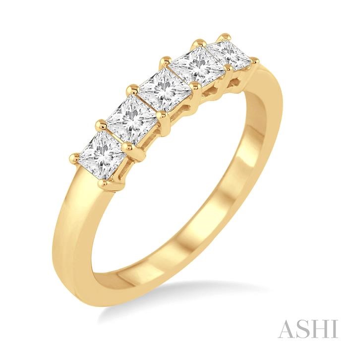 5 STONE DIAMOND WEDDING BAND