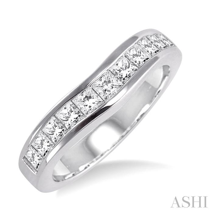 CHANNEL SET CURVED DIAMOND WEDDING BAND