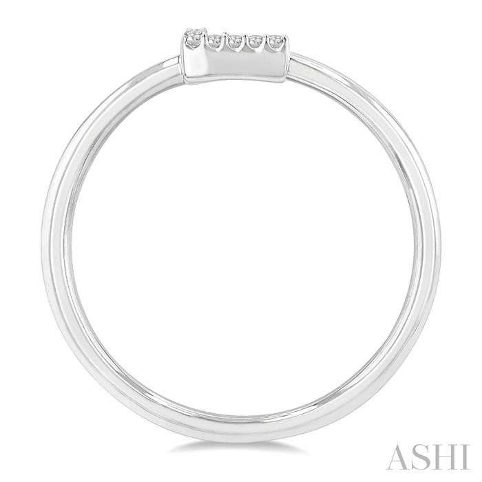 Block 'L' Initial Diamond Ring-3