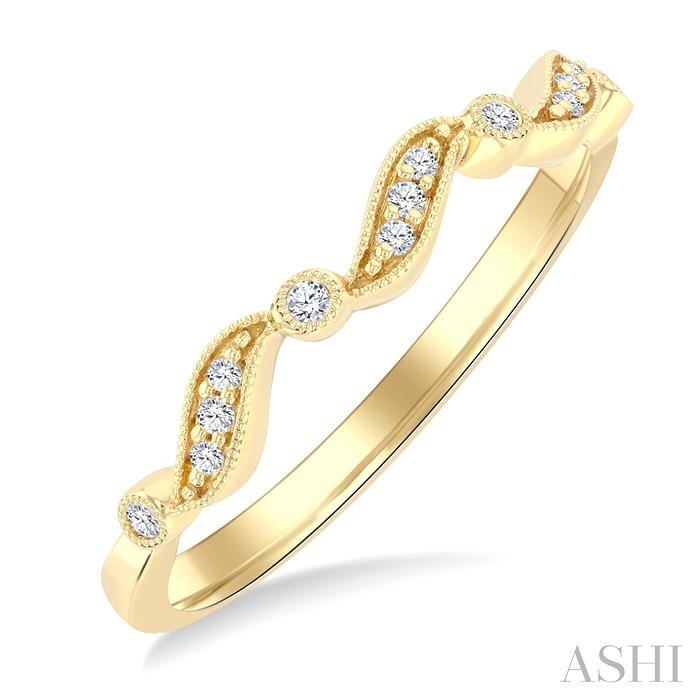 Wave Diamond Wedding Band