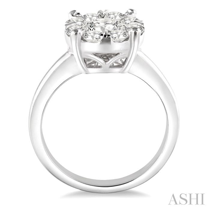 Round Shape Lovebright Essential Diamond Ring-3