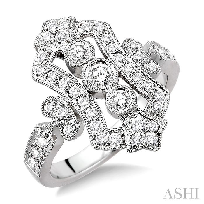 DIAMOND FASHION RING