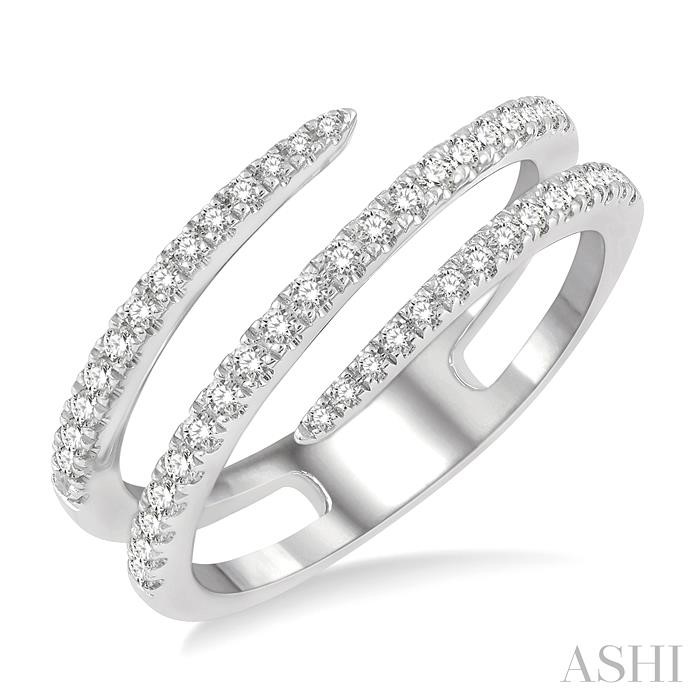 DIAMOND FASHION RING