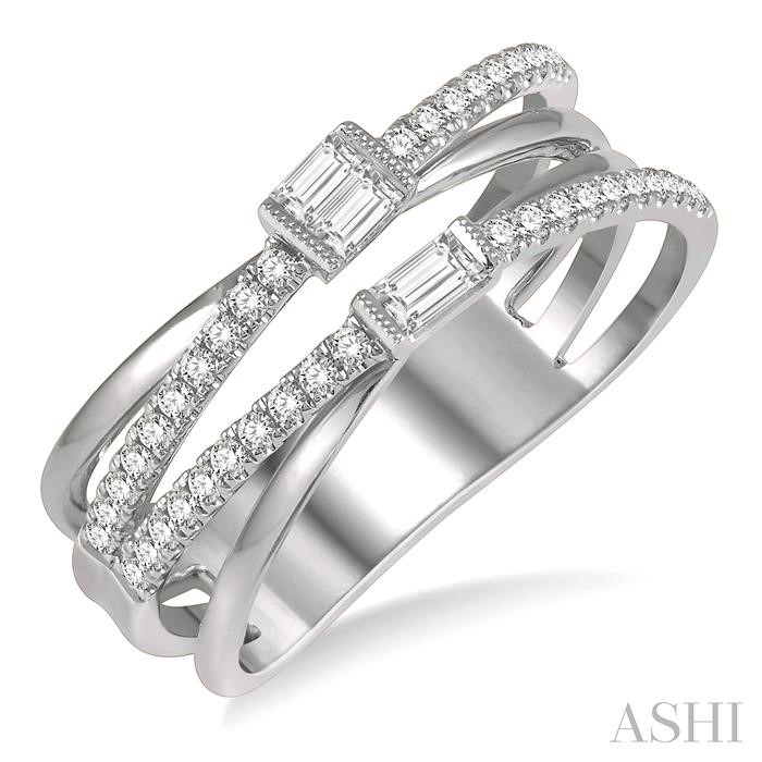 //www.sachsjewelers.com/upload/product_ashi/372A4FHWG_ANGVEW_ENLRES.jpg