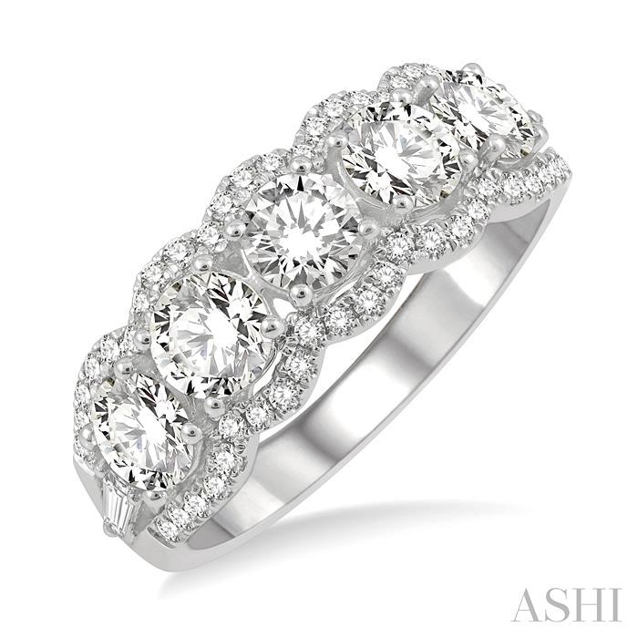 ROUND SHAPE 5 STONE DIAMOND FASHION RING