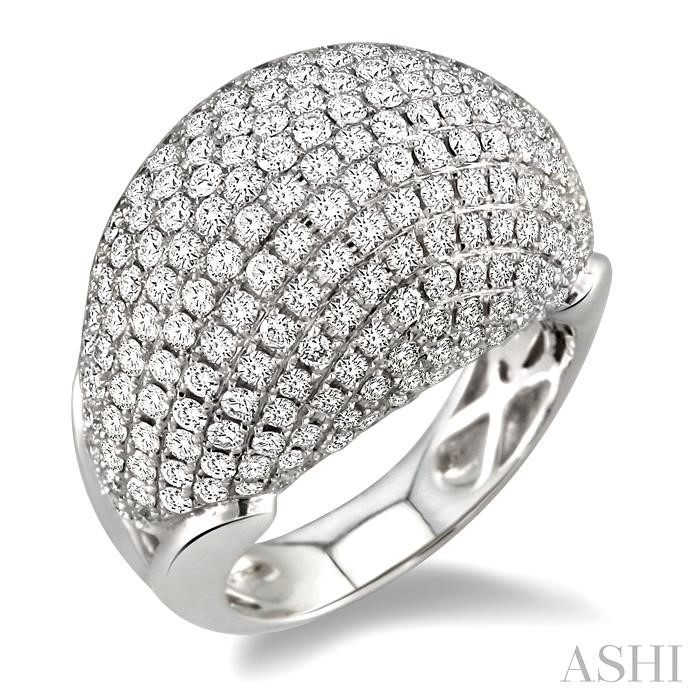 DIAMOND FASHION RING