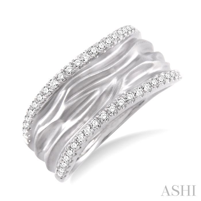 //www.sachsjewelers.com/upload/product_ashi/37795FVWG_ANGVEW_ENLRES.jpg