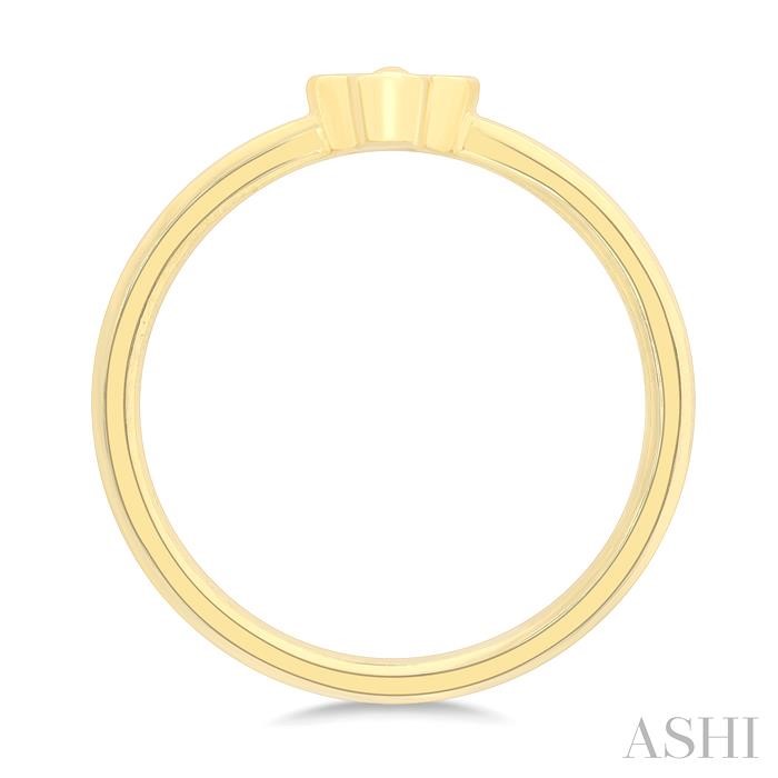 Petite Clover Diamond Fashion Ring