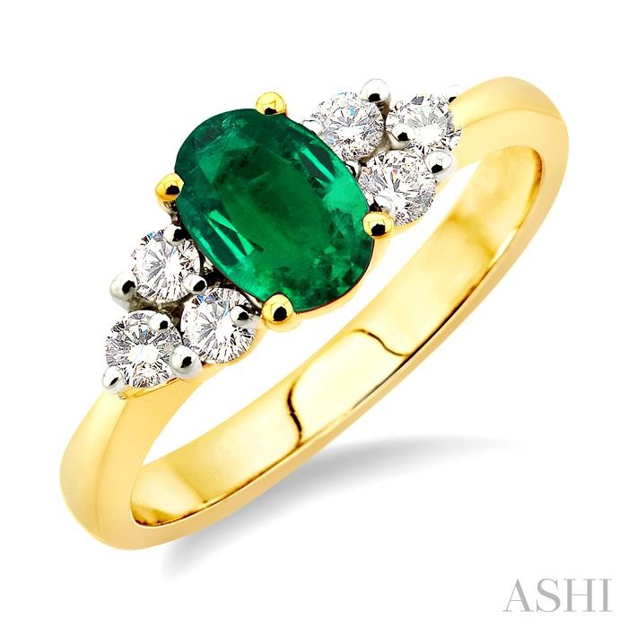 OVAL SHAPE GEMSTONE & DIAMOND RING