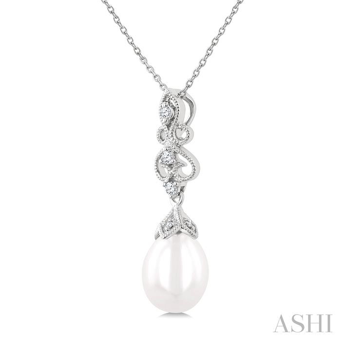 Pearl & Diamond Fashion Pendant