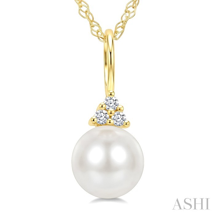 Pearl & Diamond Fashion Pendant
