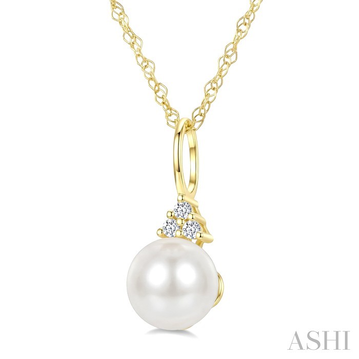 Pearl & Diamond Fashion Pendant