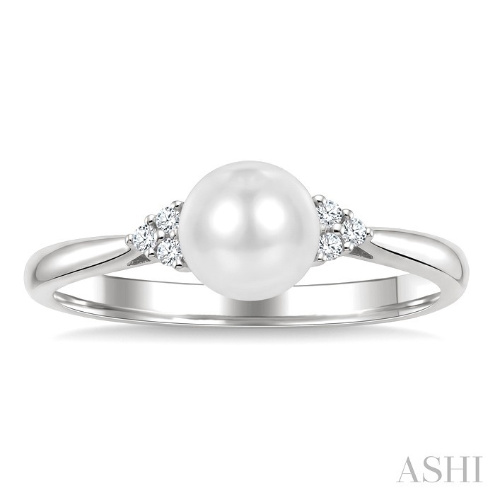Pearl & Diamond Fashion Ring