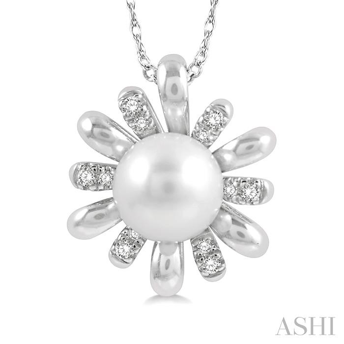 Floral Pearl & Diamond Fashion Pendant-3