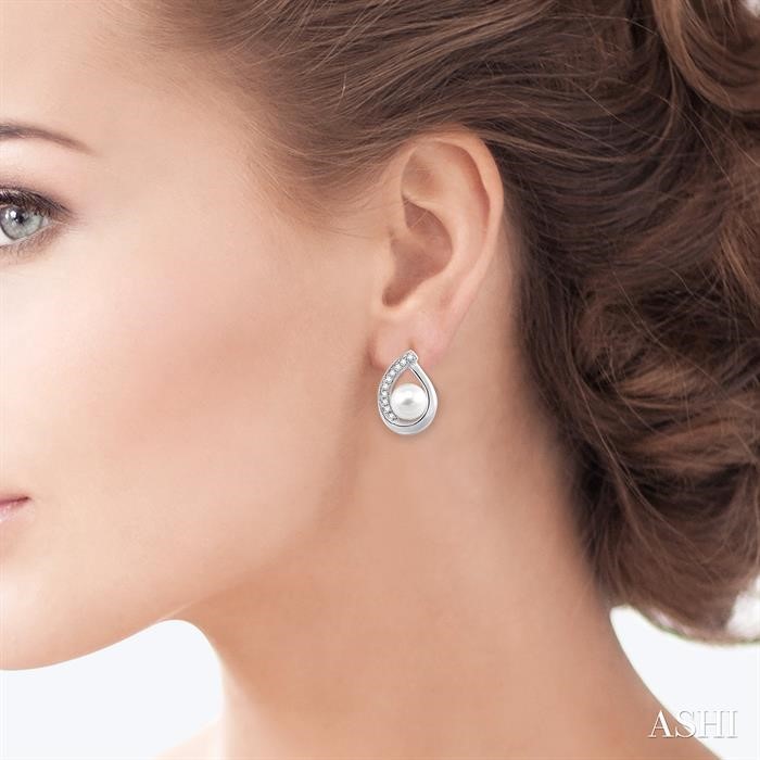 Pearl & Diamond Fashion Earrings-4