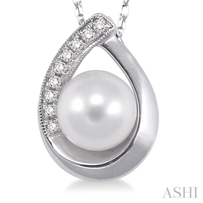 Pearl & Diamond Fashion Pendant-3