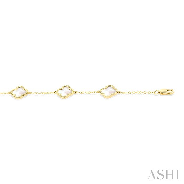 Bead Clover Mother Of Pearl Station Chain Bracelet