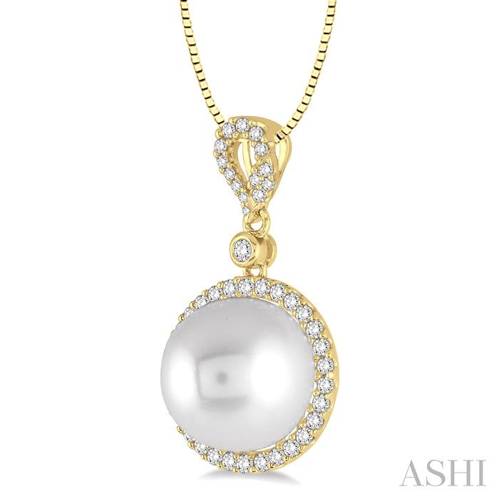 Pearl & Halo Diamond Pendant-2