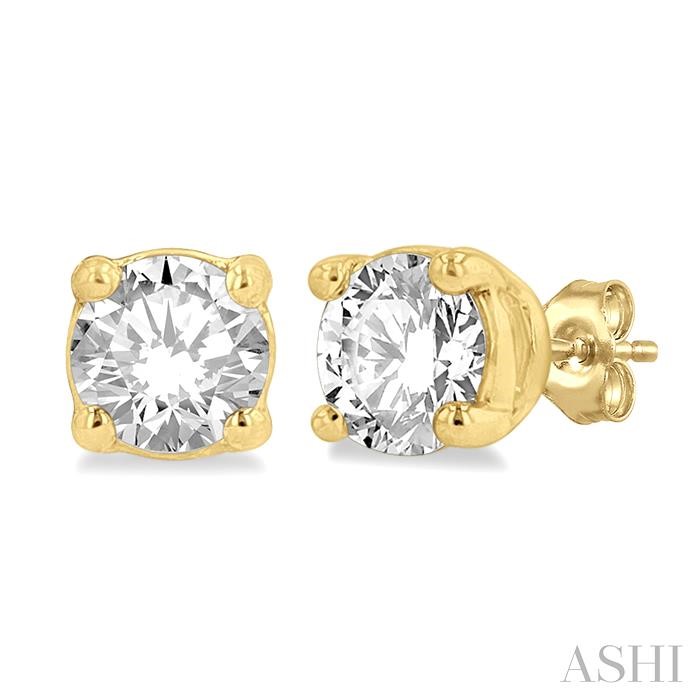 Round Shape Diamond Stud Earrings