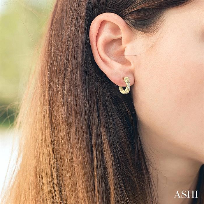 Petite Diamond Huggie Fashion Earrings-4