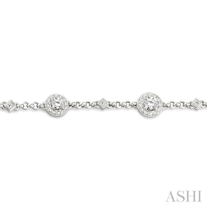 Round Shape Halo Diamond Chain Bracelet-3