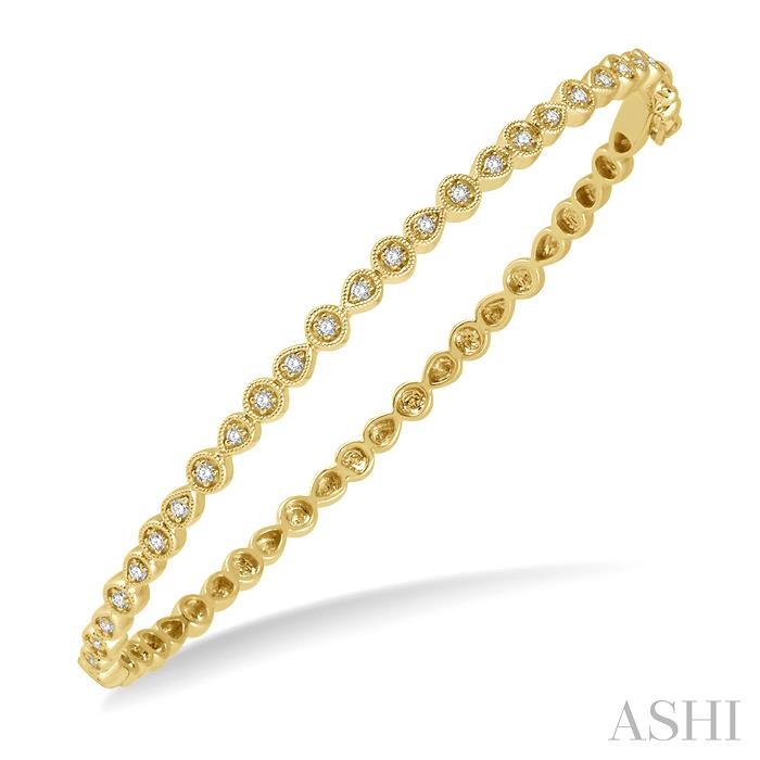 STACKABLE DIAMOND BANGLE