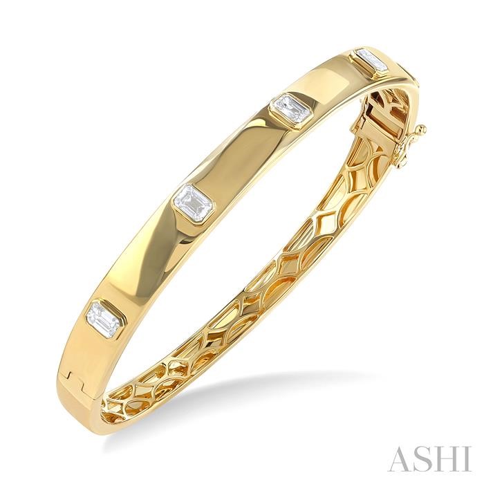 //www.sachsjewelers.com/upload/product_ashi/798D0FGYG-1.50_ANGVEW_ENLRES.jpg