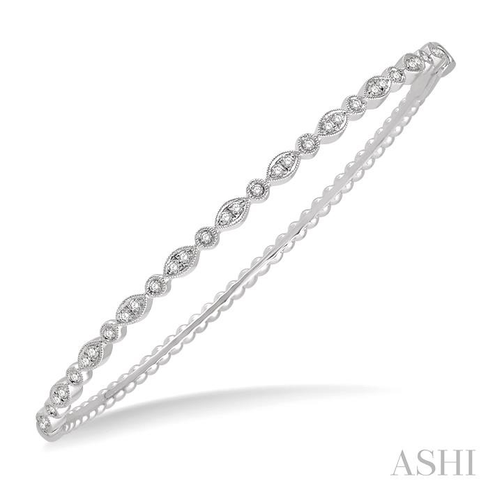 //www.sachsjewelers.com/upload/product_ashi/7996UFHWG_ANGVEW_ENLRES.jpg