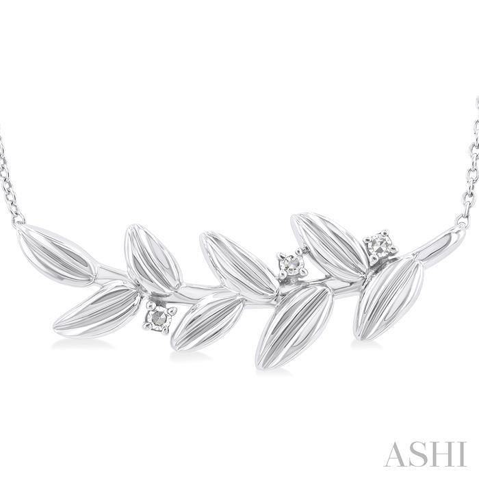 Silver Leaf Diamond Fashion Pendant-3