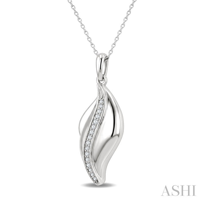Silver Twisted Diamond Fashion Pendant