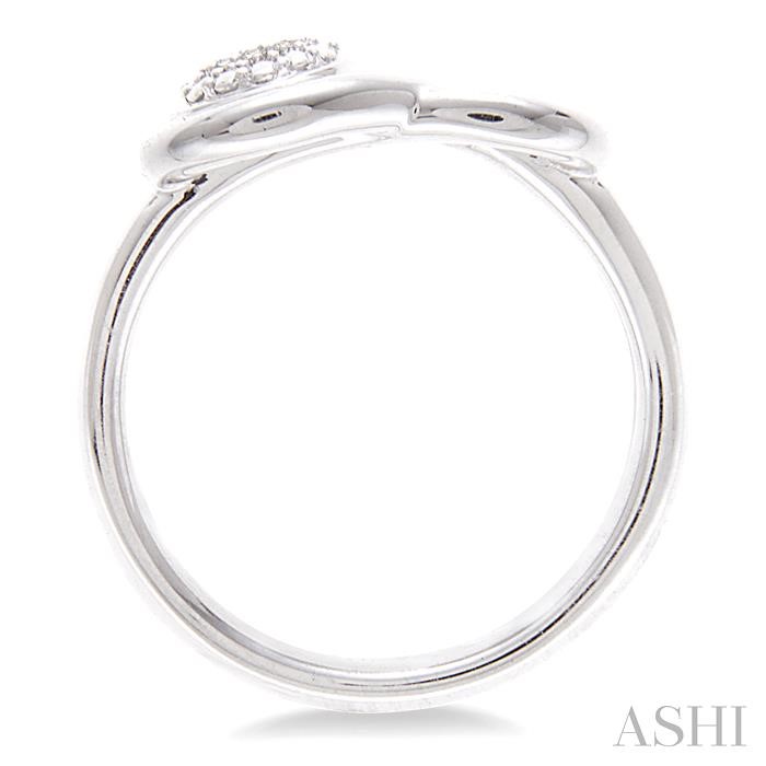 Silver Round Shape Diamond Ring-3