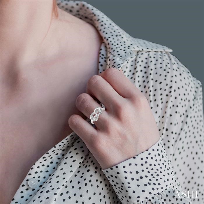 Silver Infinity Knot Diamond Fashion Ring-4