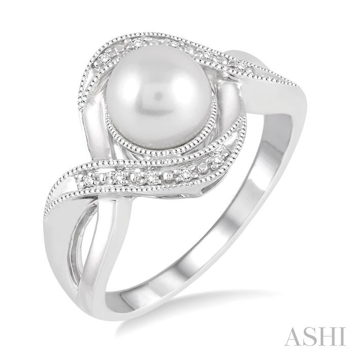 SILVER PEARL & DIAMOND RING