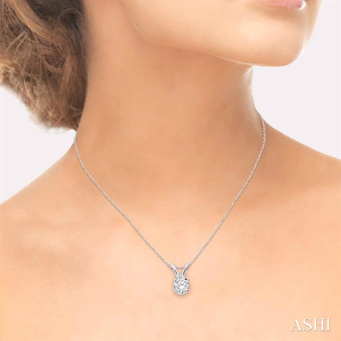 Round Shape Diamond Solitaire Pendant-4