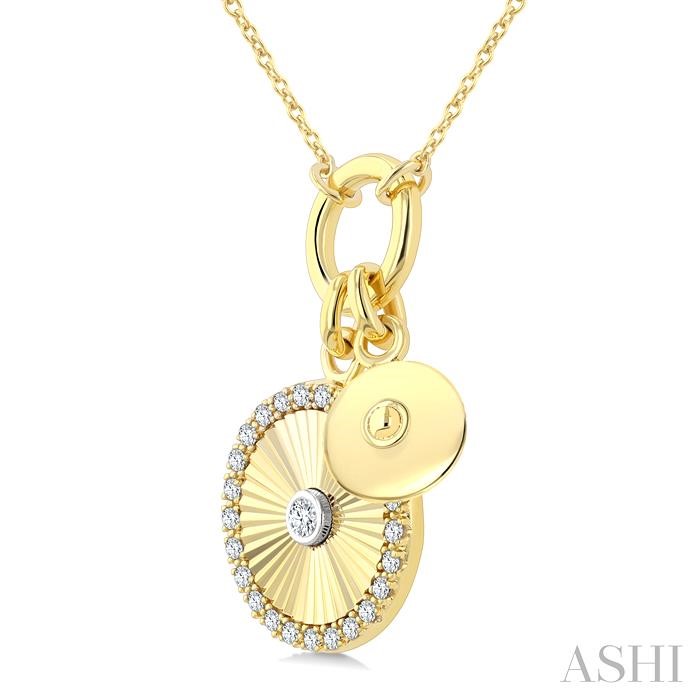 Circle Charm Fluted Diamond Fashion Pendant